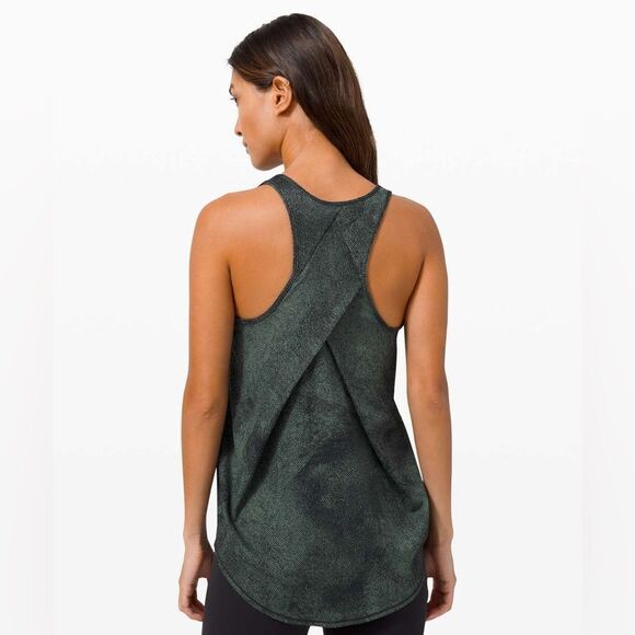 Lululemon Essential Tank *Pleated - Picture 6 of 7